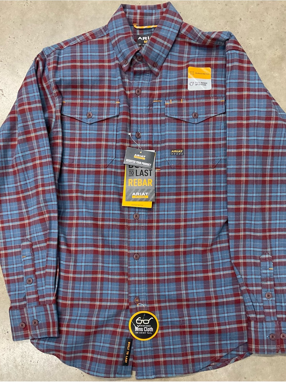 Ariat Men's Blue & Burgundy Plaid Long-Sleeve Button-Down Shirt